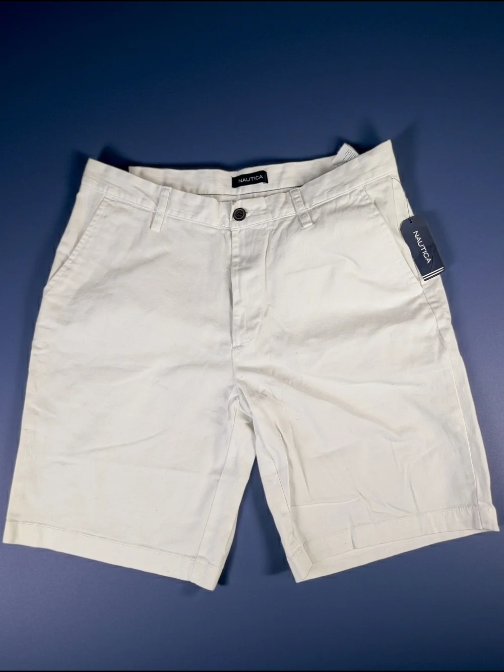 Nautica The Deck Short Men's Size 32 White Chinos‎ Logo